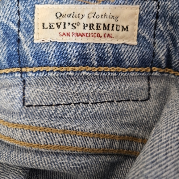 Levi's 70's High Rise Slim Straight Jean Women's Size 18W Premium Denim 30" L - Picture 8 of 15